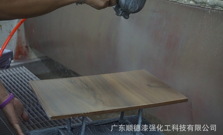 水蜜桃视频在线免费蜜桃AV免费进入入口漆厂家教您蜜桃AV免费进入入口刷漆步骤2